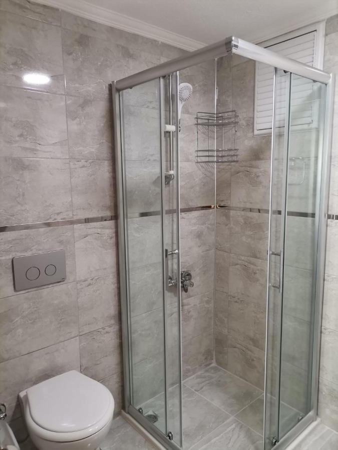 Side Oezguerhan Hotel Екстер'єр фото