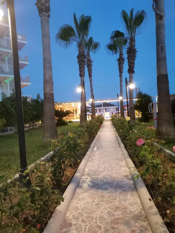 Side Oezguerhan Hotel Екстер'єр фото
