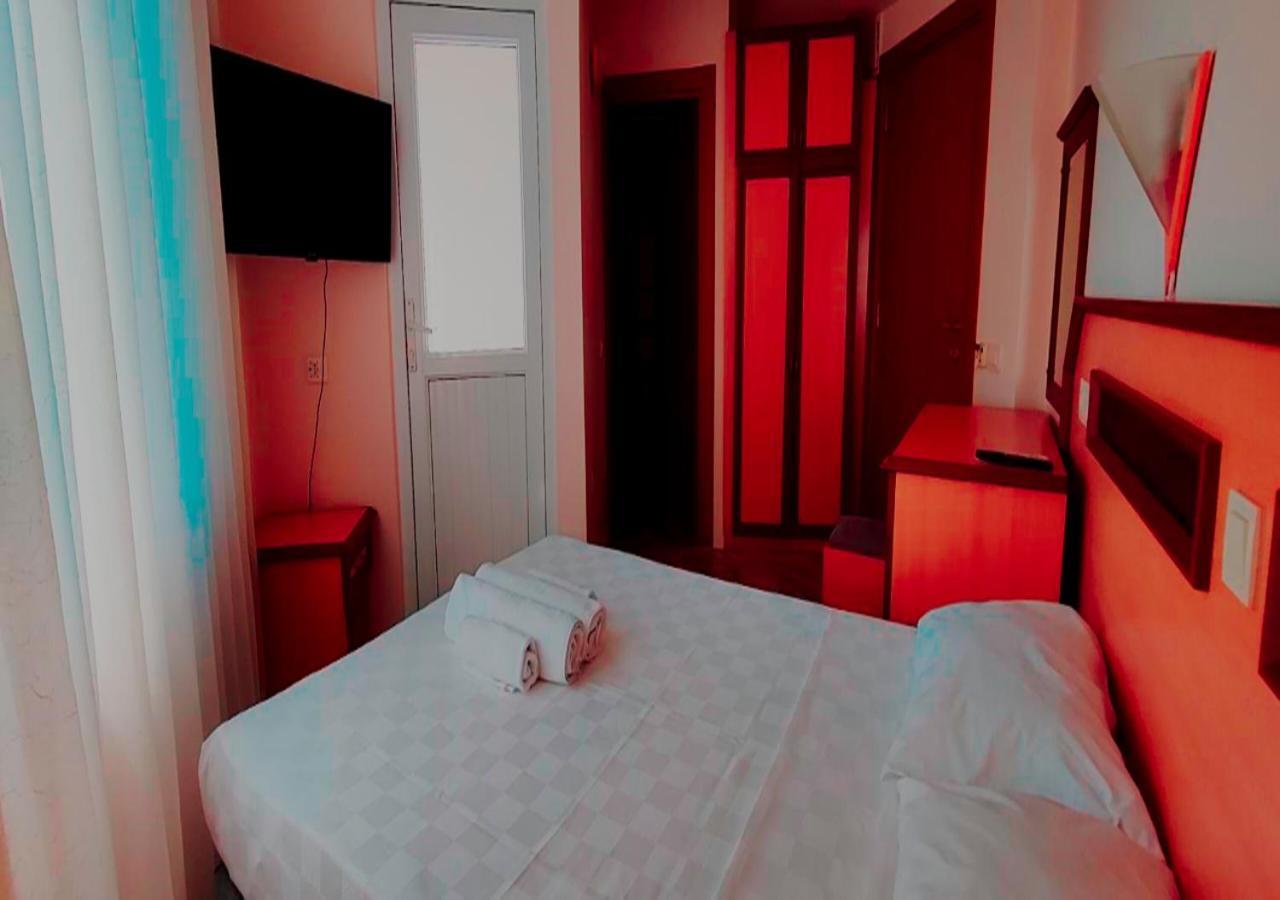 Side Oezguerhan Hotel Екстер'єр фото